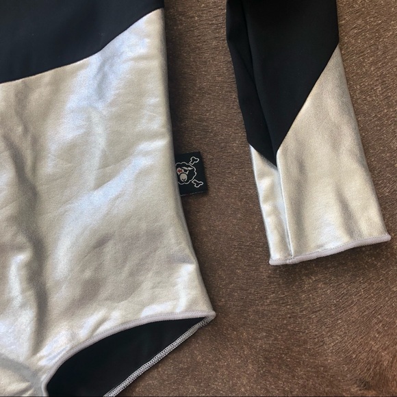 nununu Long Sleeve Rashguard Swimsuit - Picture 5 of 9